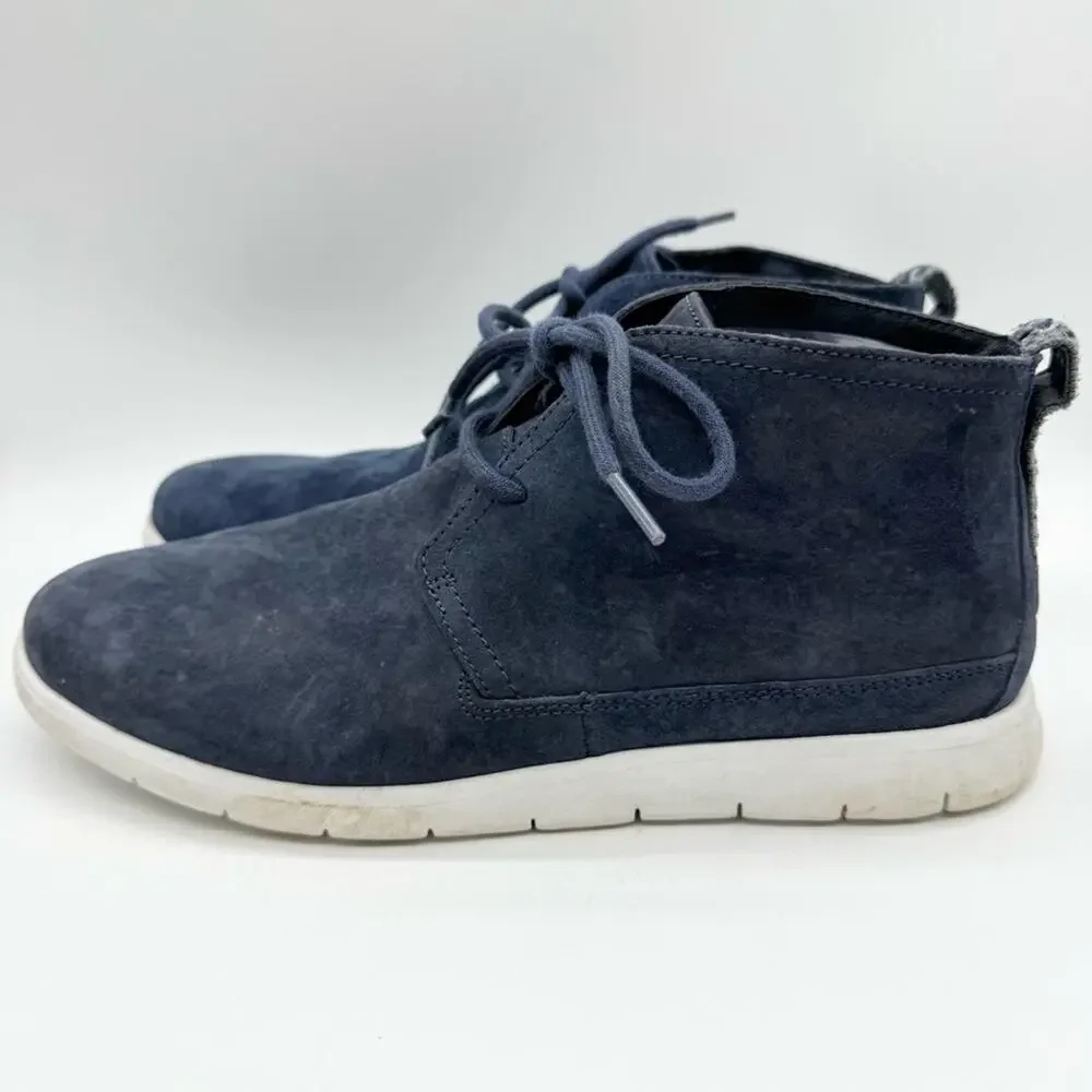 UGG Men's Freamon Suede Lace Up Chukka Boot In Navy Sz 9 Preppy Office Business
